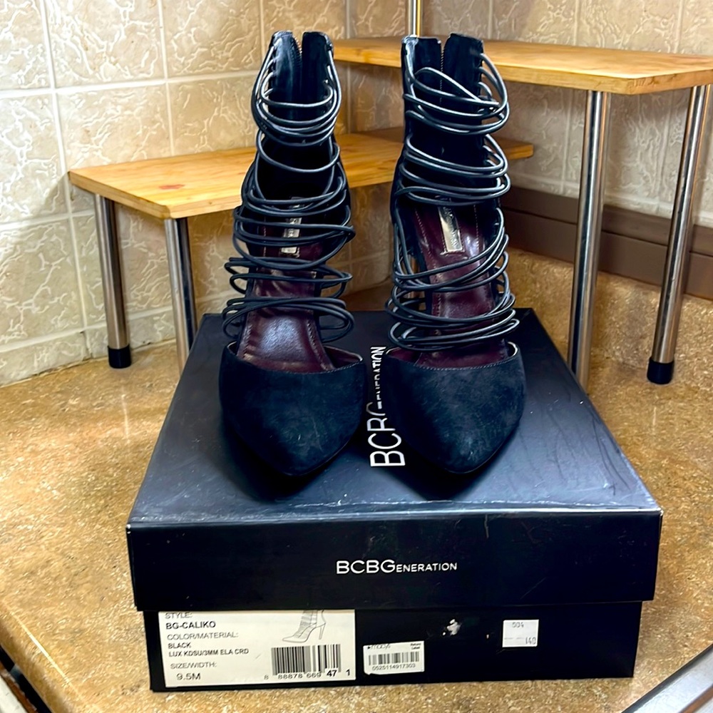 BCBGeneration Black Sexy Heels Size: 9.5